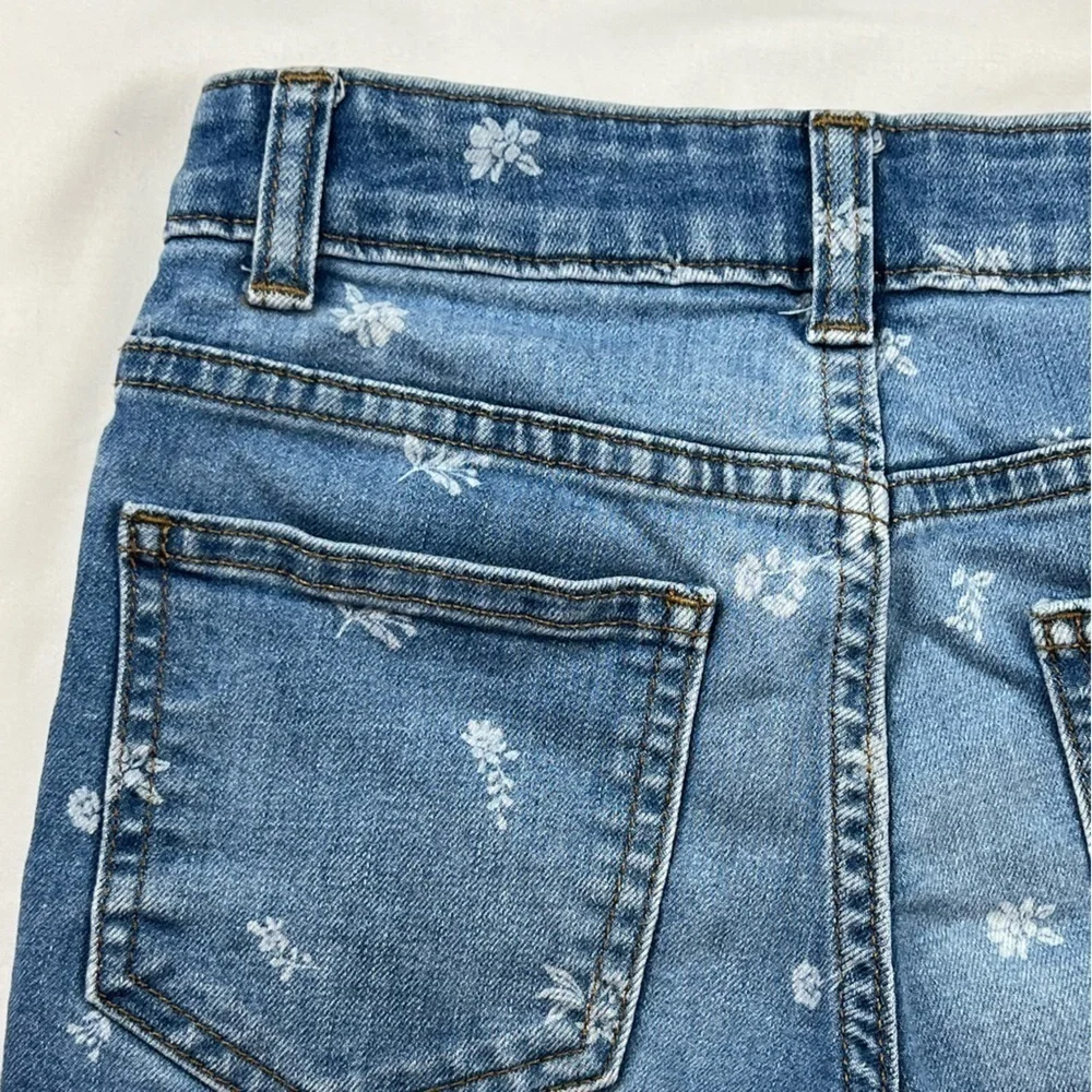 Wonder Nation - Girl’s Shorts - Size 7 - Med Blue Denim - Snap Front